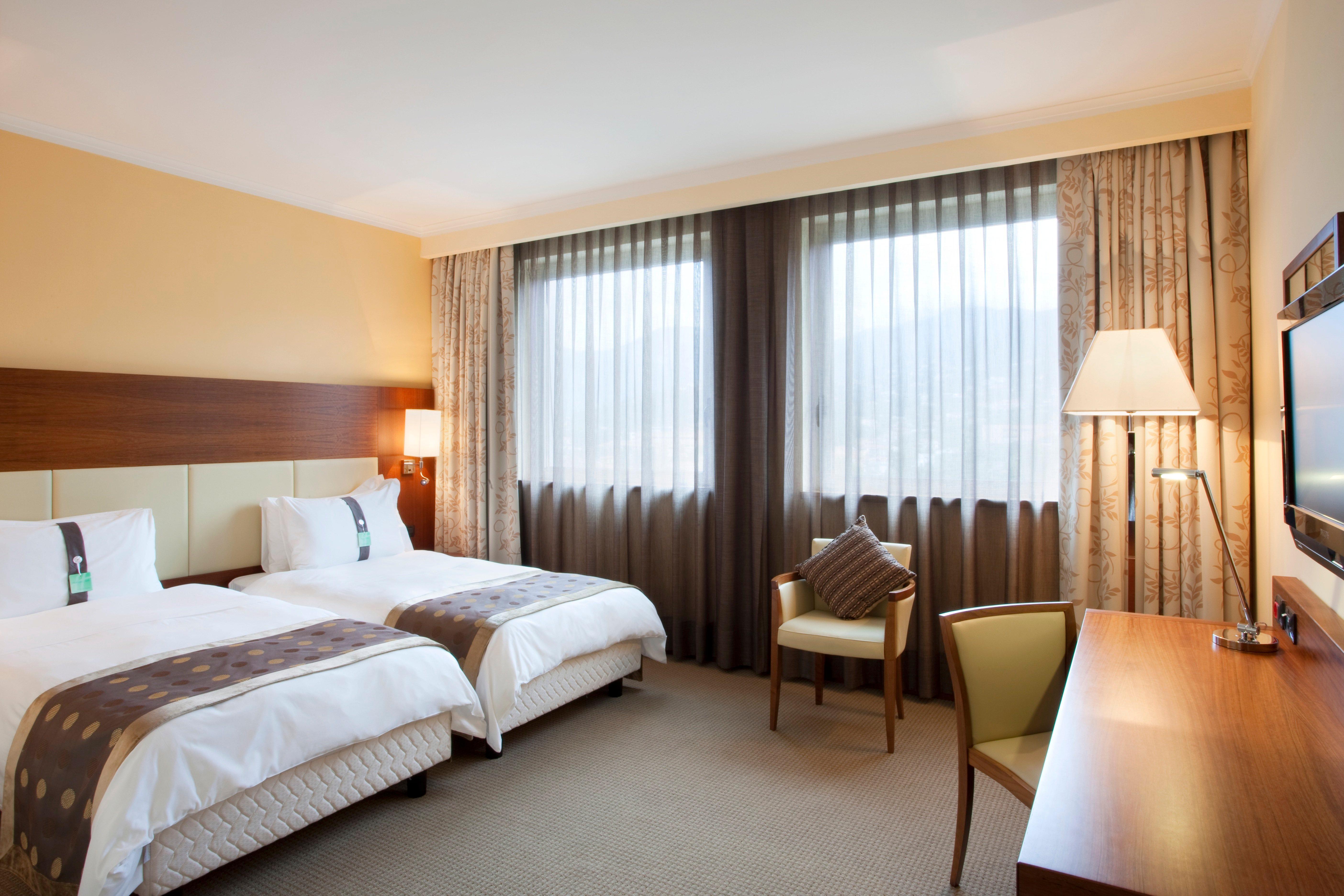 Holiday Inn Salerno-Cava De' Tirreni By Ihg Экстерьер фото