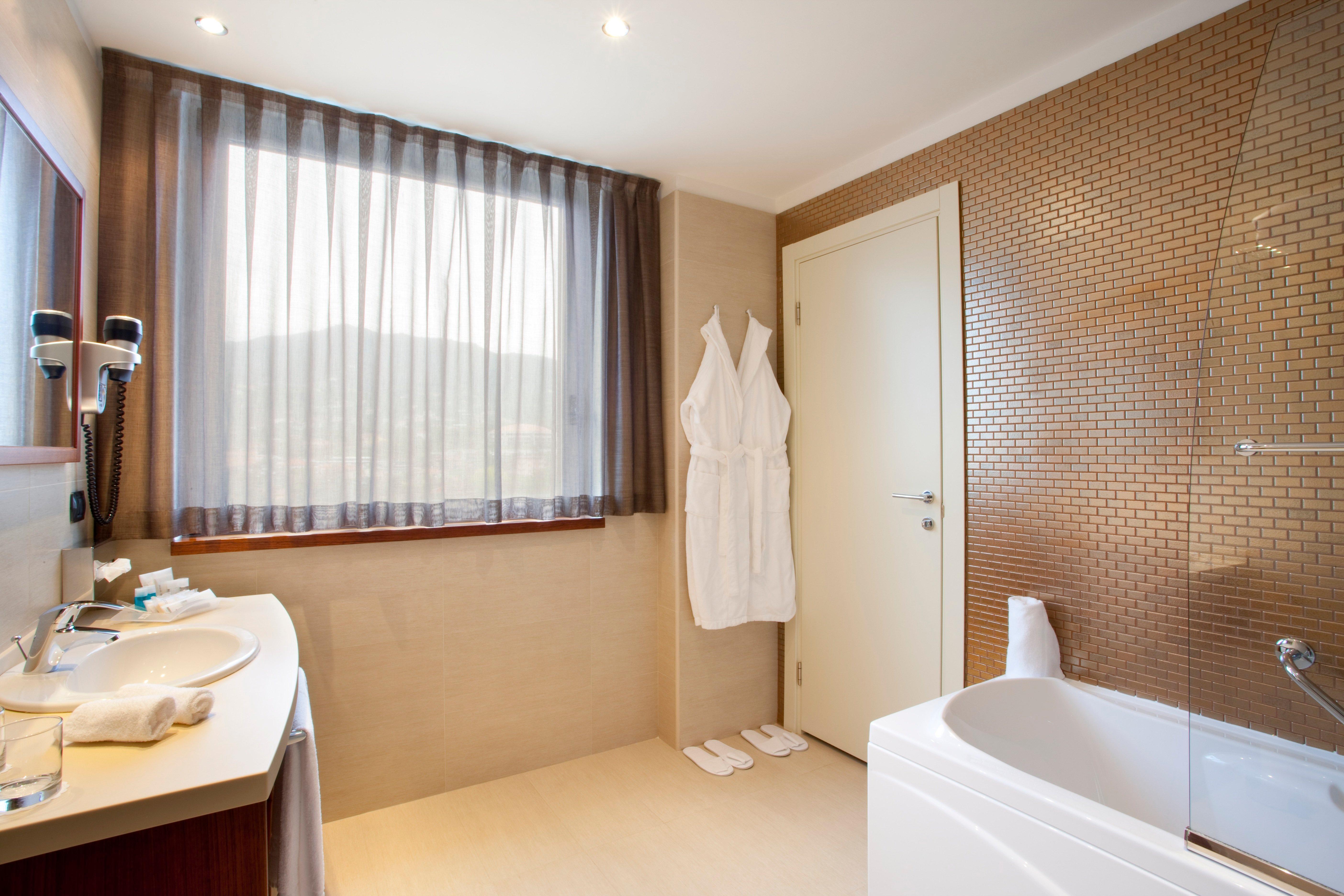 Holiday Inn Salerno-Cava De' Tirreni By Ihg Экстерьер фото