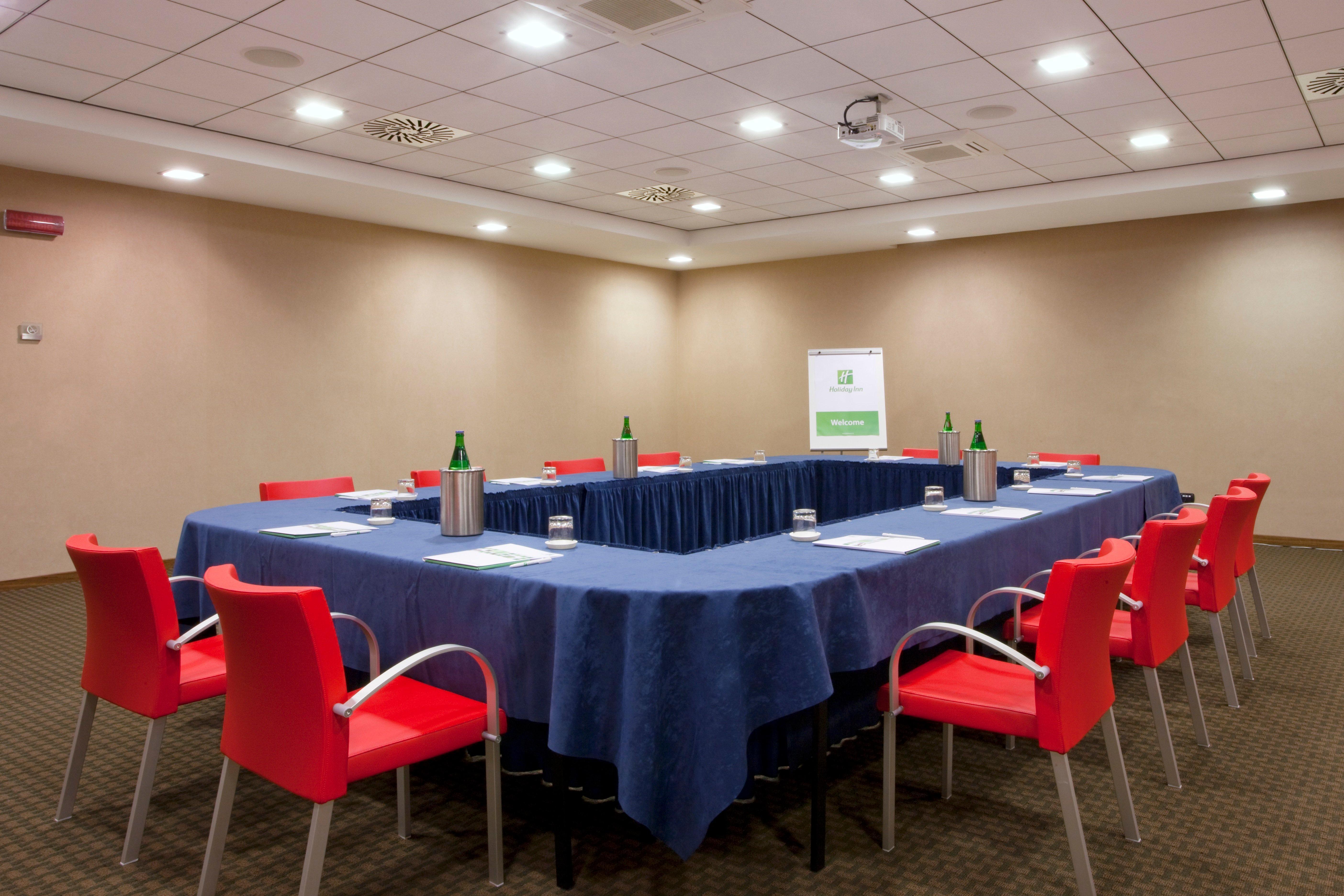 Holiday Inn Salerno-Cava De' Tirreni By Ihg Экстерьер фото