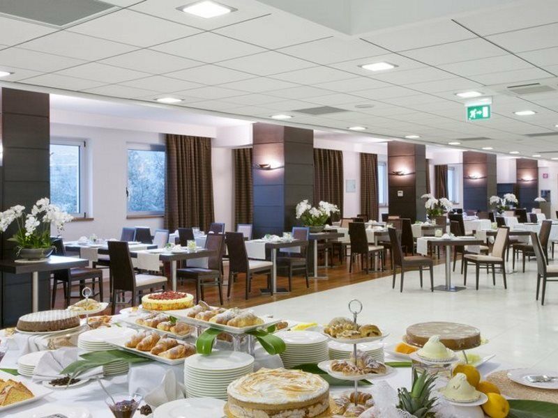 Holiday Inn Salerno-Cava De' Tirreni By Ihg Экстерьер фото