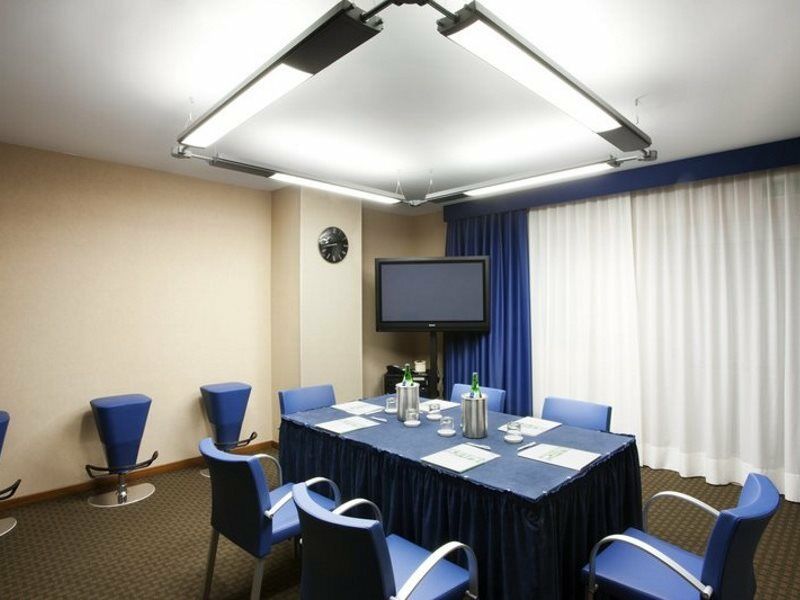 Holiday Inn Salerno-Cava De' Tirreni By Ihg Экстерьер фото